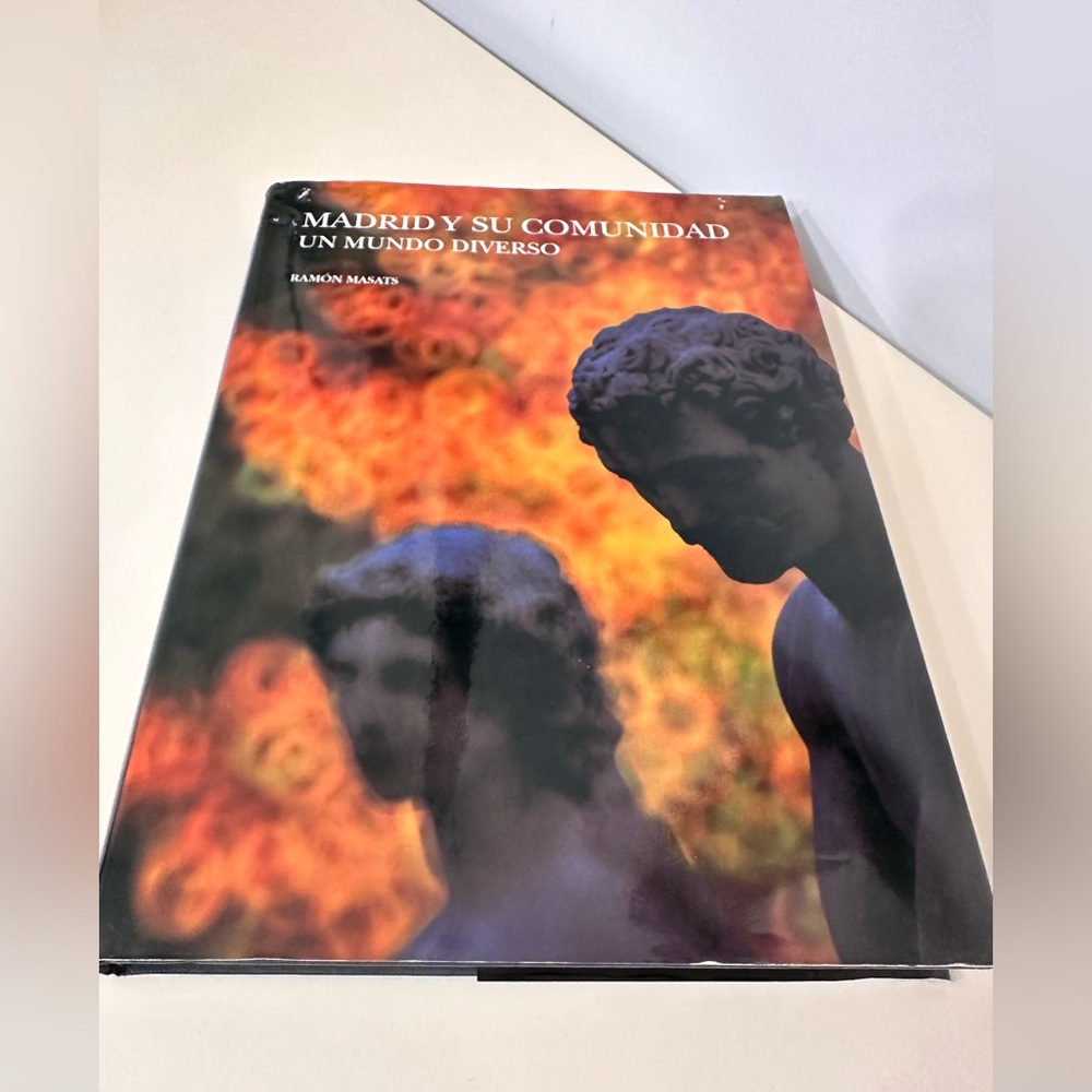 LARGE COFFEE TABLE BOOK Madrid y Su Comunidad Book